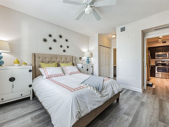 5th image of 10297 SW Village Pkwy #3-202