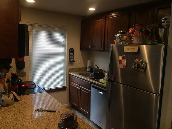 5th image of 12704 Ne 118th St #2