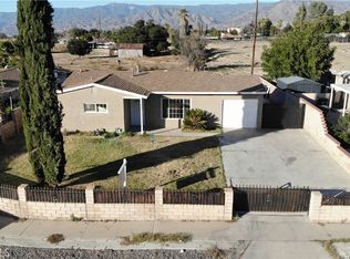 867 Carlotta Ct, Redlands, CA 92374