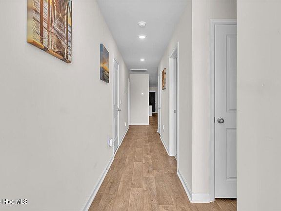 4th image of 2040 Course Lane