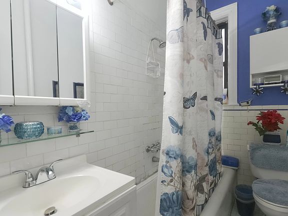 4th image of 32-05 81st St #C1