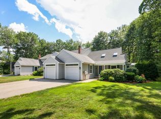 29 Stratford Pl #9, Kennebunk, ME 04043