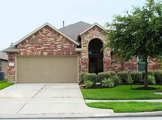 21527 Kings Bend Dr, Kingwood, TX 77339