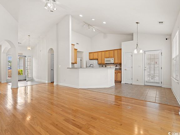 5th image of 2504 Sugar Creek Ct.