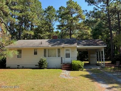 1657 W New York Avenue, Southern Pines, NC, 28387