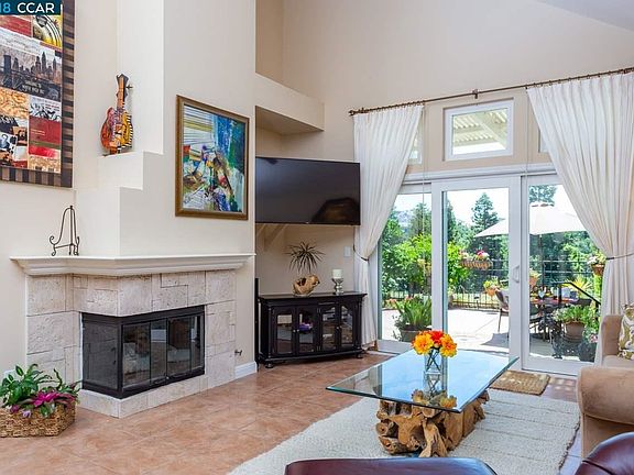4th image of 1774 Indian Wells Way