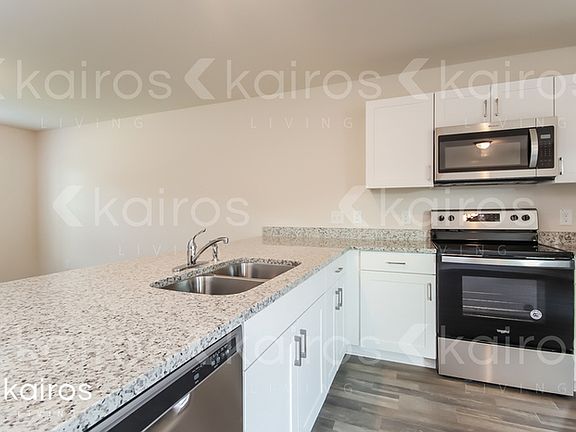 4th image of 15605 Briar Forest Dr