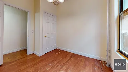 Rented by Bond New York