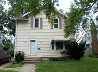 1140 W 8th St, Waterloo, IA 50702