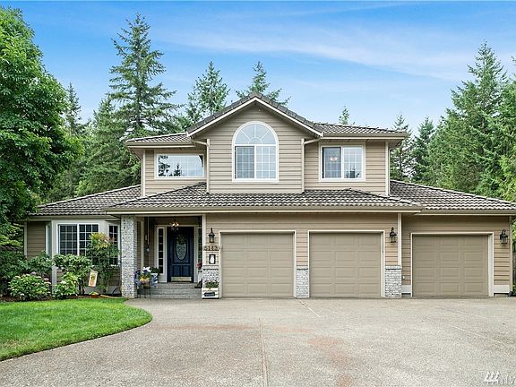 5th image of 5143 Blacktail Ct NE