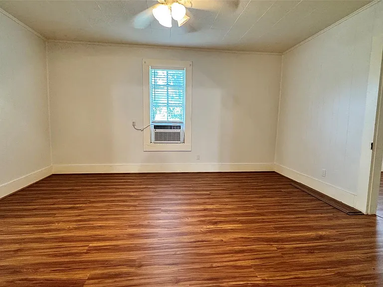 9149 Johns St — Photo 10