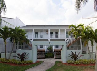 264 Cypress Point Dr #6, Palm Beach Gardens, FL 33418