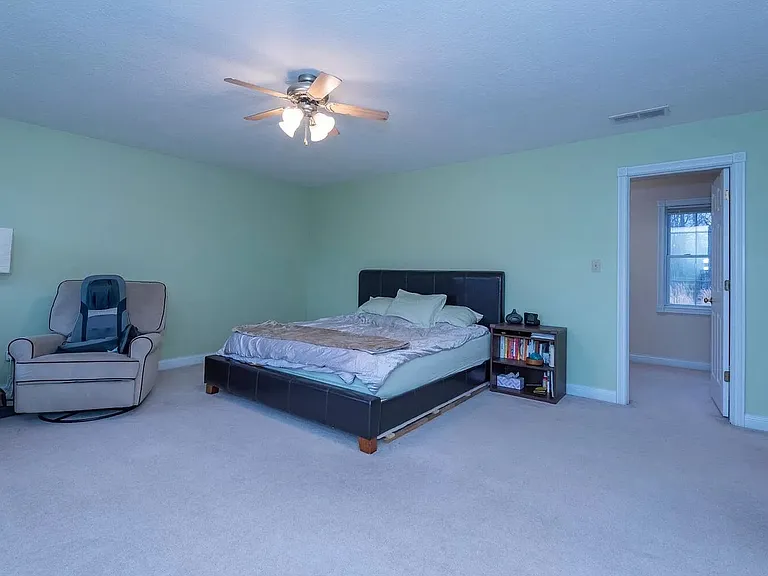 929 S Fenbrook Ct — Photo 12