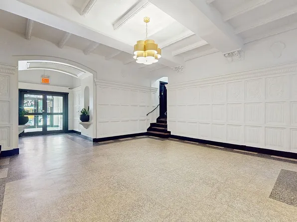 2515 Glenwood Rd APT 2E, Brooklyn, NY 11210