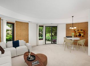 3141 Dean Ct APT 102, Minneapolis, MN 55416