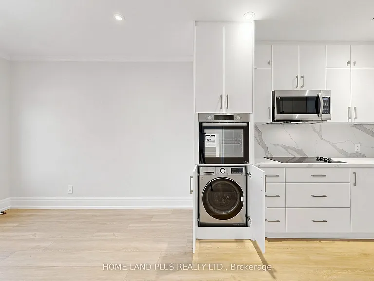 919 Avenue Rd #3 — Photo 11