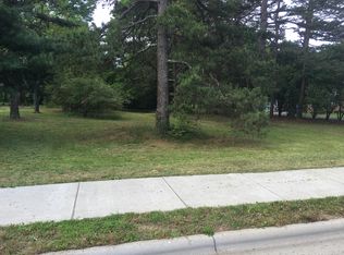 Kelly Ave, Mooresville, NC 28115