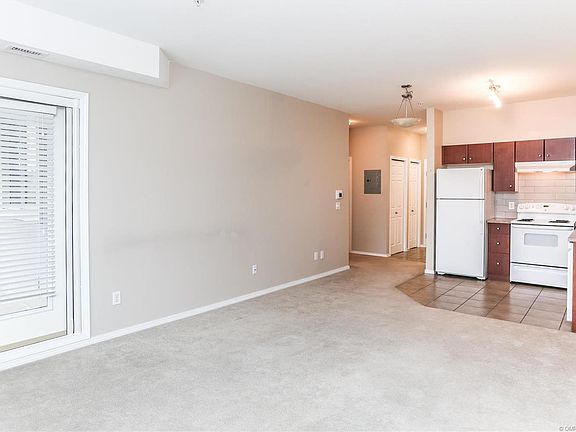 4th image of 1873 Country Club Dr #2313