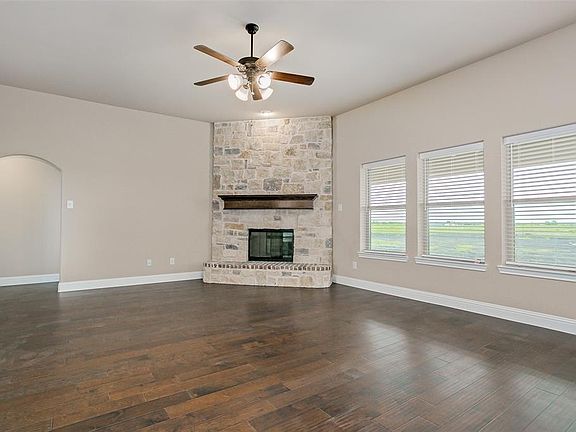 4th image of 2515 County Road 2704