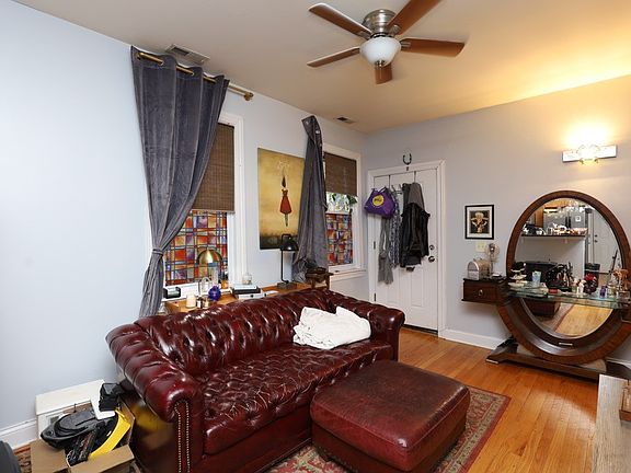 4th image of 1738 W Altgeld St #R3