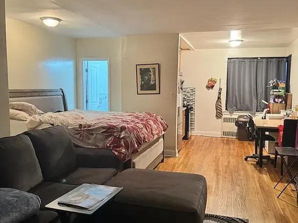 1801 Dorchester Road image 1 of 3