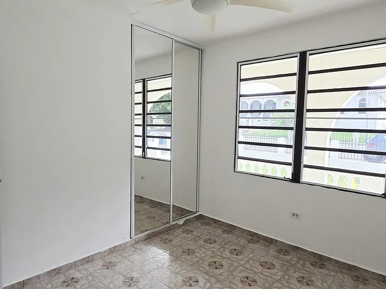 Carr #2 Urb. Villa Avelina — Photo 38