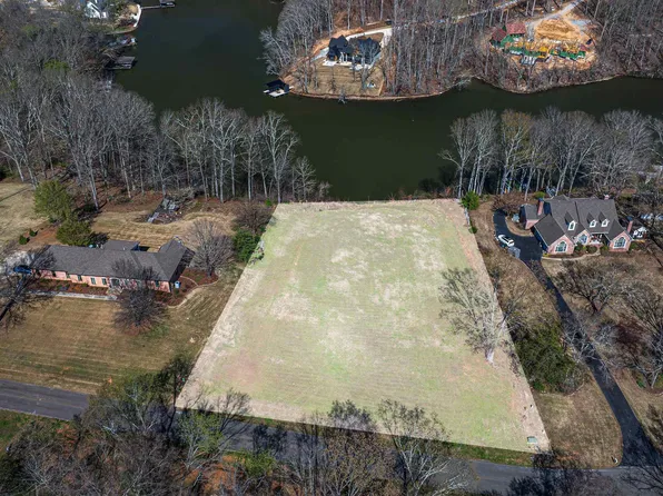 855 Turtle Cove Rd, Killen, AL 35645