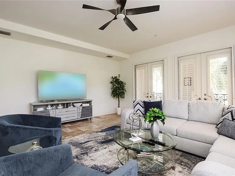 2868 Tiburon Blvd E #102 — Photo 4