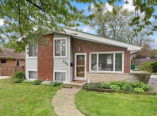 252 N Lombard Ave, Lombard, IL
