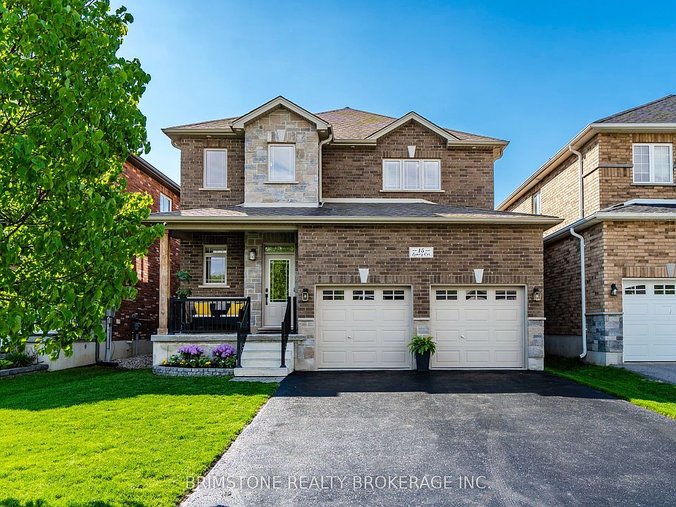 1st image of 15 Lowry Ct