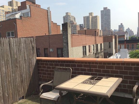 3rd image of 312 E 85th St Penthouse D