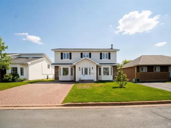 17 Abbey Lane, Mt. Pearl, NL A1N4N5