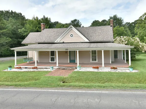 102 Creedmoor Rd, Stem, NC 27581