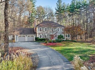 166 Armsby Rd, Sutton, MA 01590