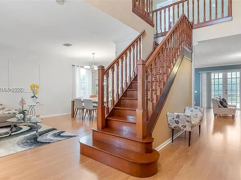 1714 Royal Grove Way — Photo 14