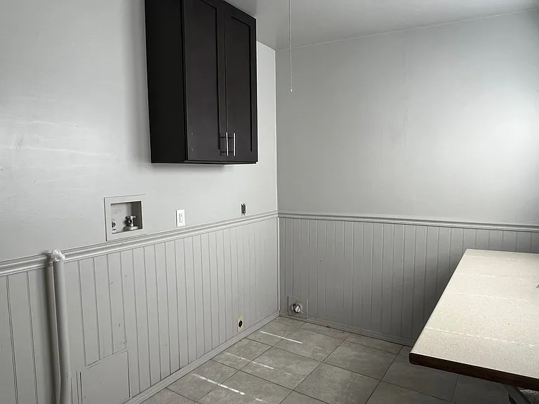 1352 N Summit Ave — Photo 13