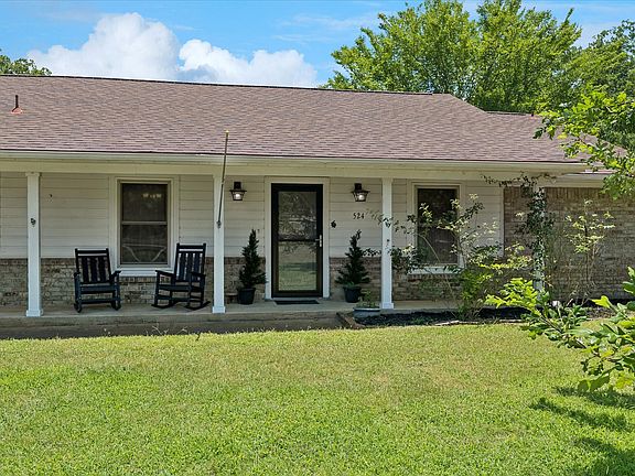 2nd image of 524 Oakridge Trl