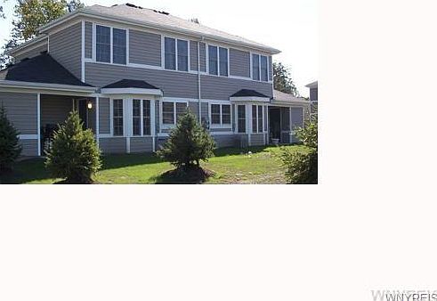 1st image of 22 Stonington Ln APT 2