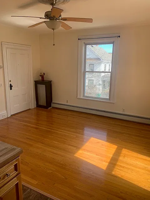 1 bed, 750 sqft, $2,000 — Photo 4