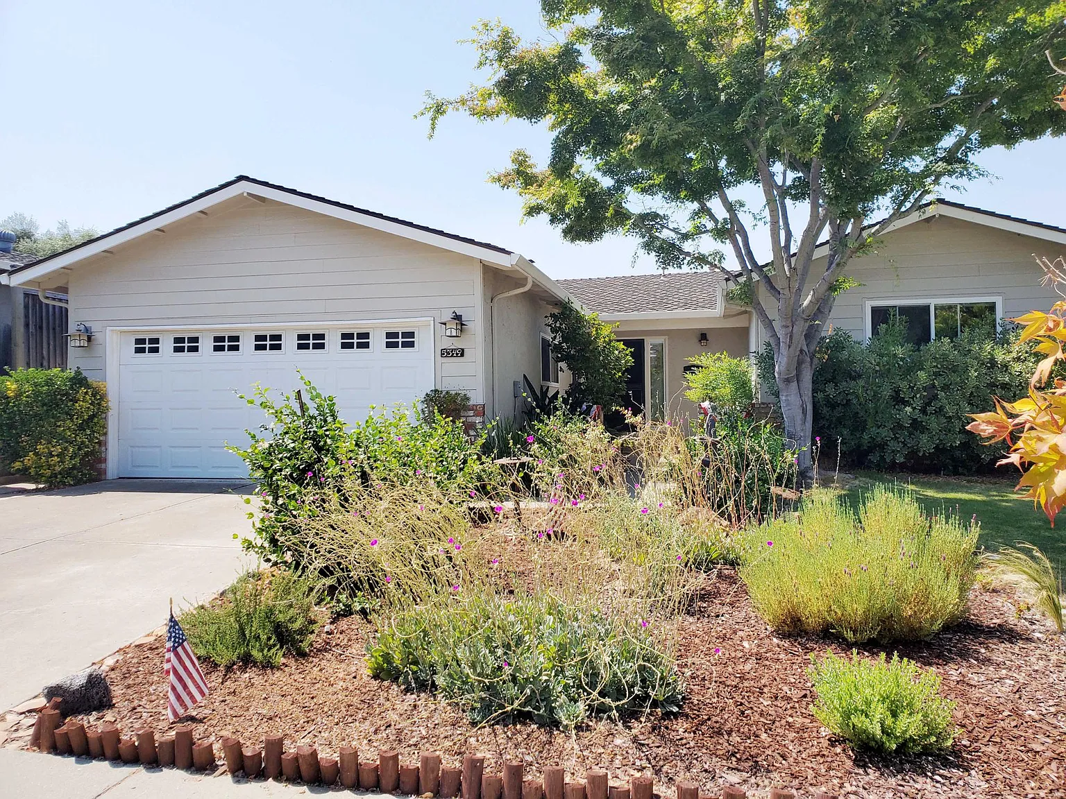 5349 Elrose Ave photo 1
