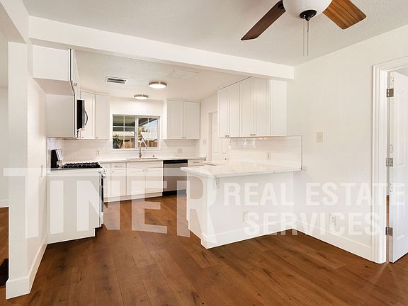 4th image of 1136 Longcroft St