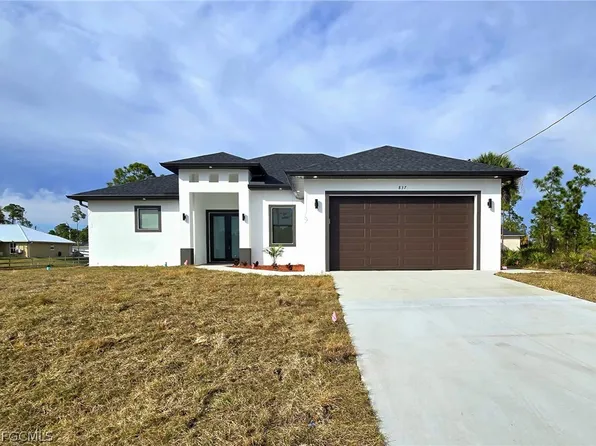 837 Foxtail St, Lehigh Acres, FL 33974