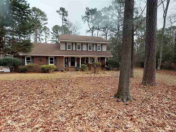 2nd image of 515 White Oak Cir