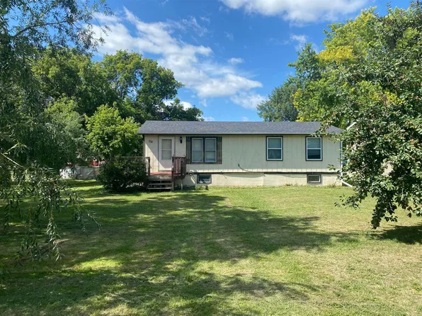 112 5th Ave, Mapleton, ND 58059
