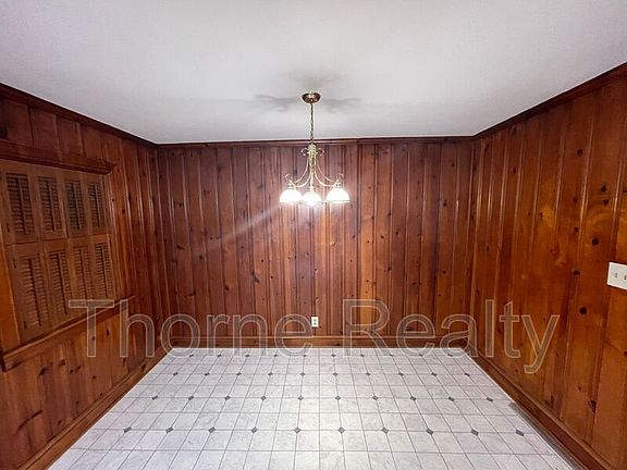 4th image of 604 Smallwood Dr