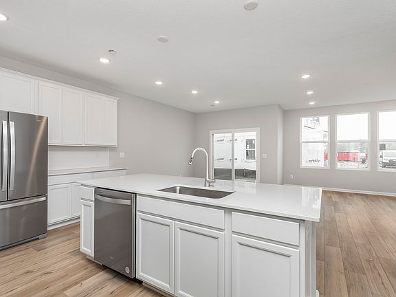 3rd image of 7230 Selah Ln