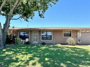 1695 Ixora Dr W, Melbourne, FL 32935