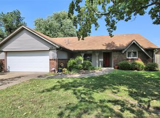 8525 E 35th St, Tulsa, OK 74145