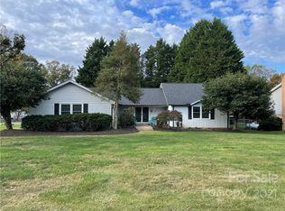 4121 Section House Rd, Hickory, NC 28601