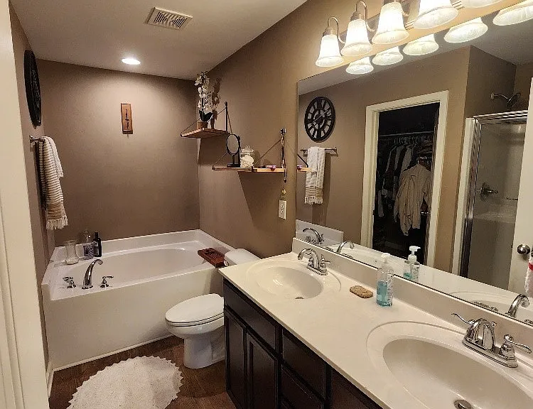 229 Saxony Way — Photo 9